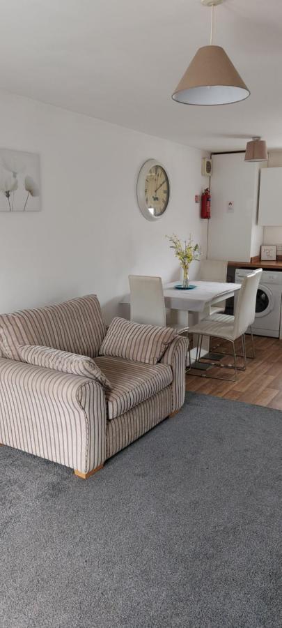 The Elms - Close To City Centre كارديف المظهر الخارجي الصورة