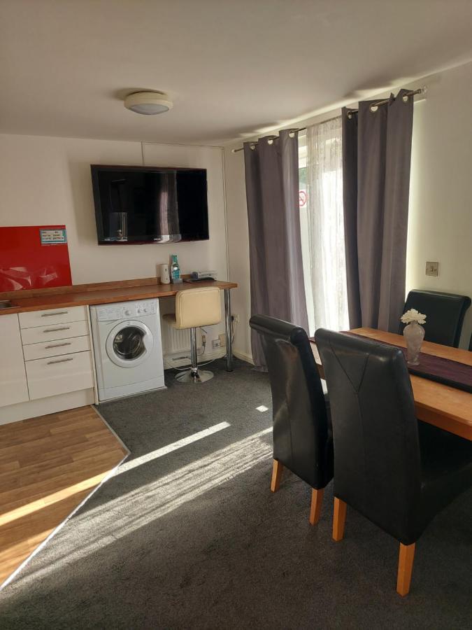 The Elms - Close To City Centre كارديف المظهر الخارجي الصورة